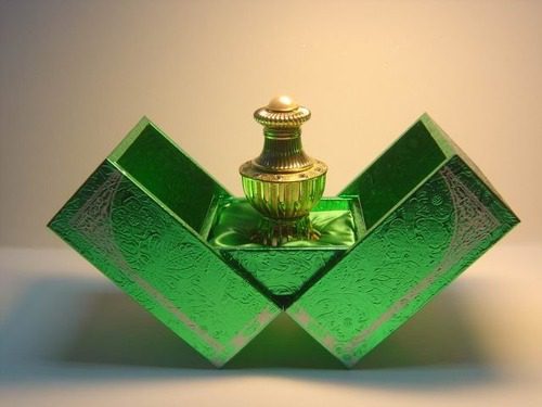 Photo of How To Use  Perfume Boxes Wholesale For Your Brands Advertisement